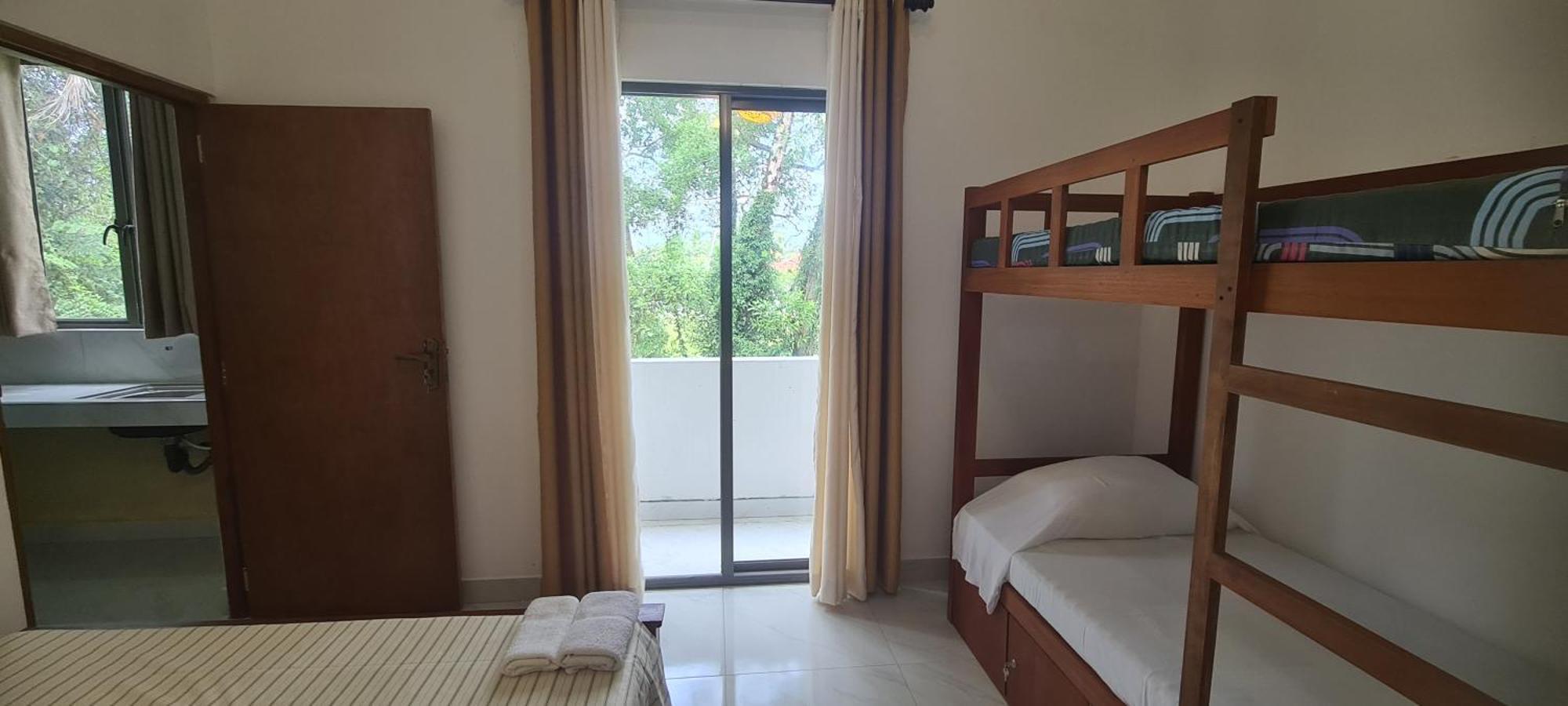 Ceylon Lodge - Airport Transit Hostel Negombo Luaran gambar