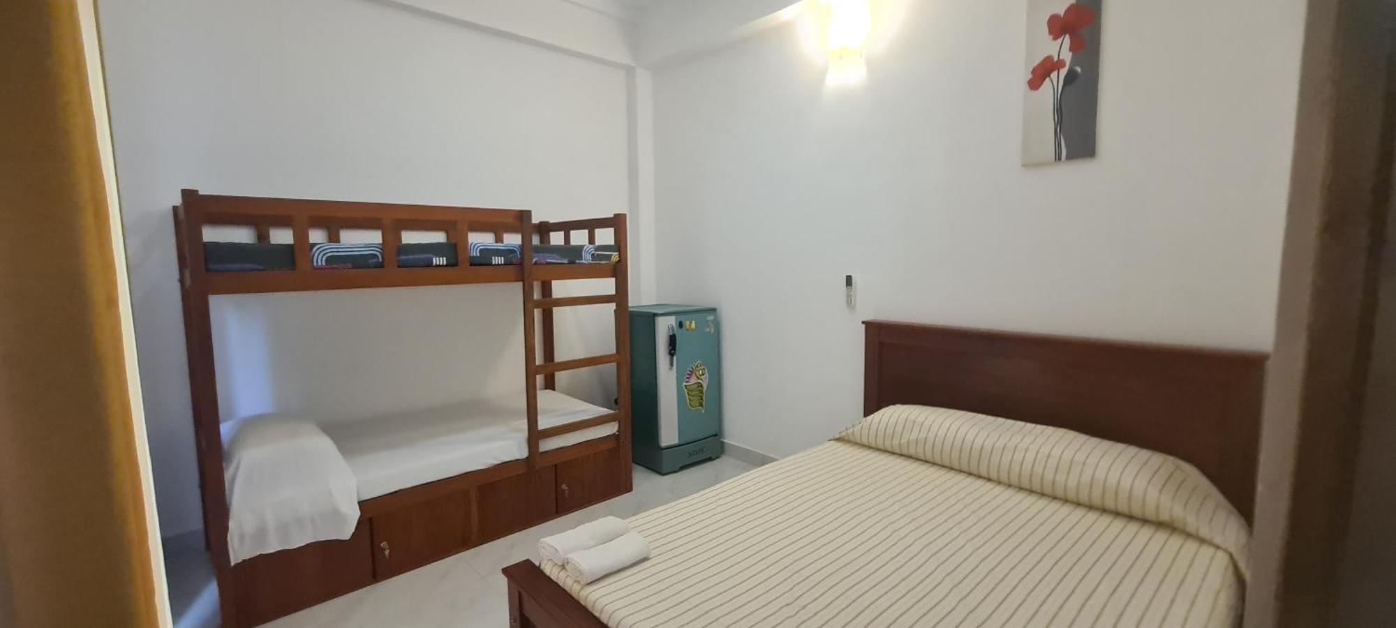 Ceylon Lodge - Airport Transit Hostel Negombo Luaran gambar