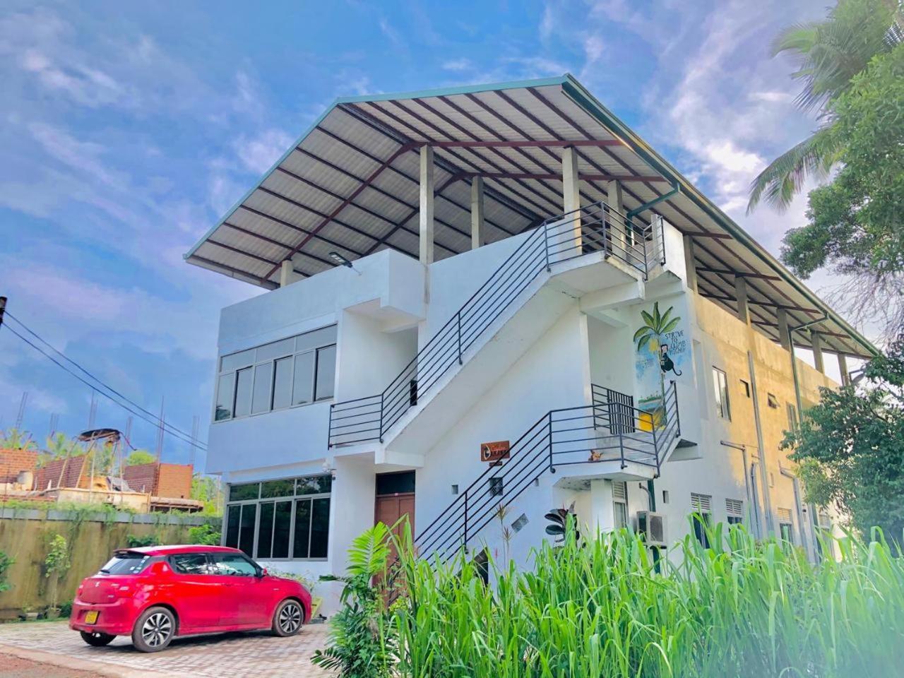 Ceylon Lodge - Airport Transit Hostel Negombo Luaran gambar