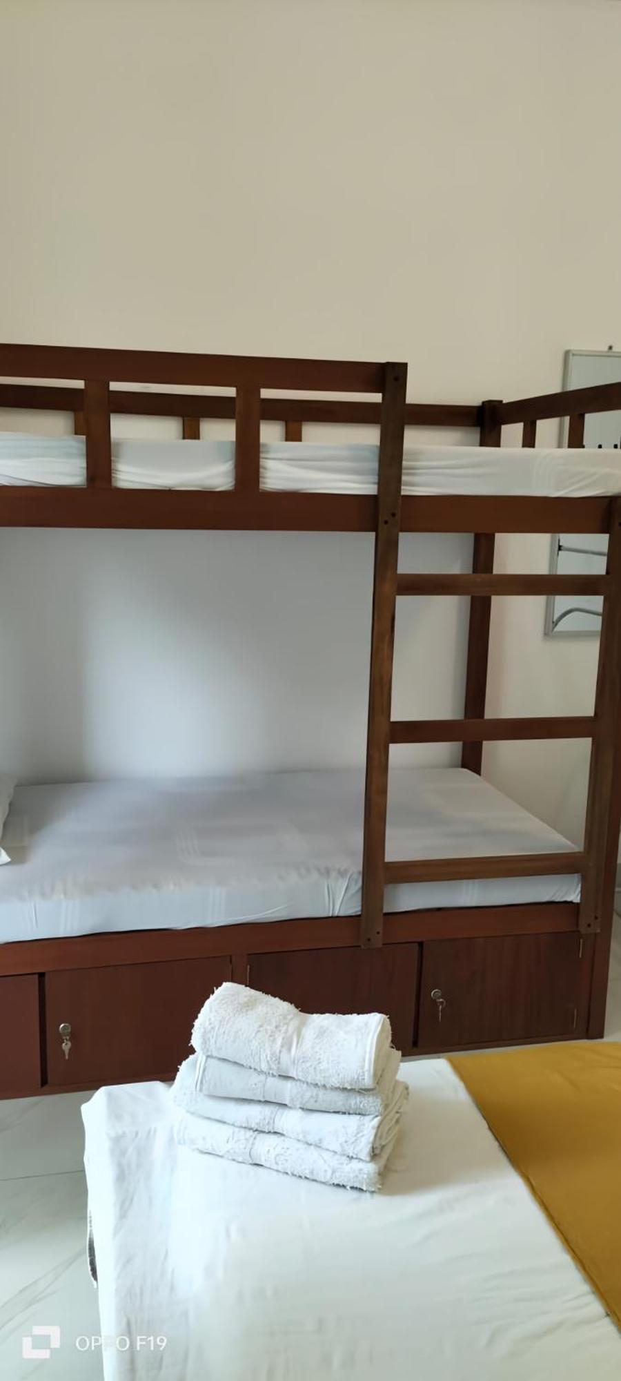 Ceylon Lodge - Airport Transit Hostel Negombo Luaran gambar